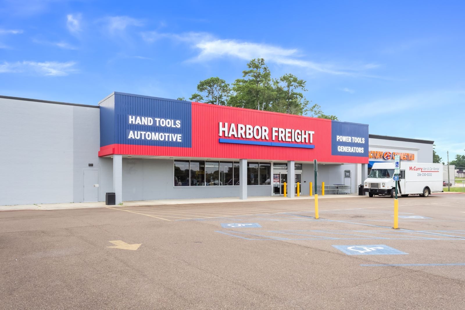 Forest Commons Shopping Center